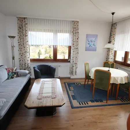 شقة Pfeifer's Appartementhaus ألتيناو
